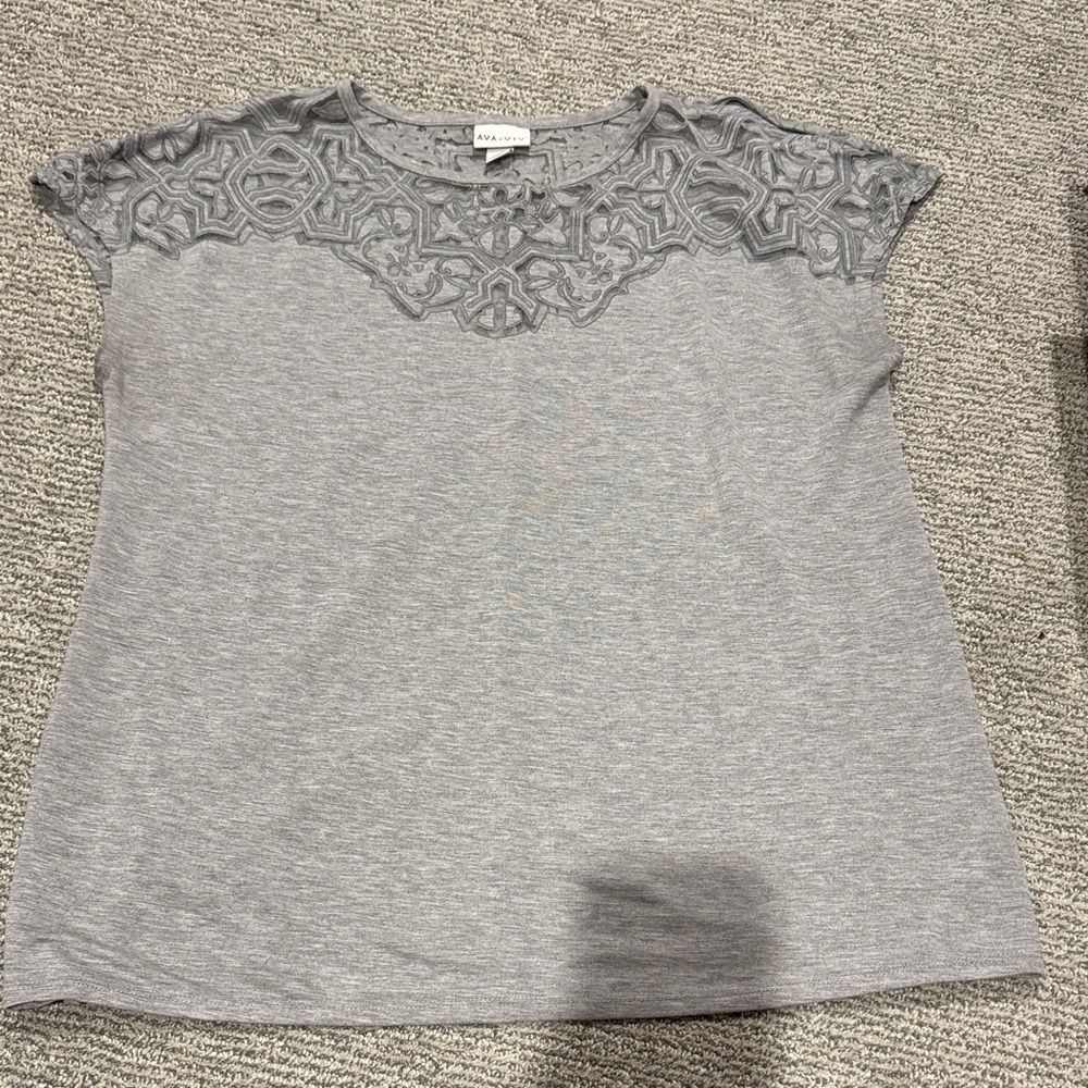 Ava & Viv Light Gray Short Sleeve Lace-Yoke Top